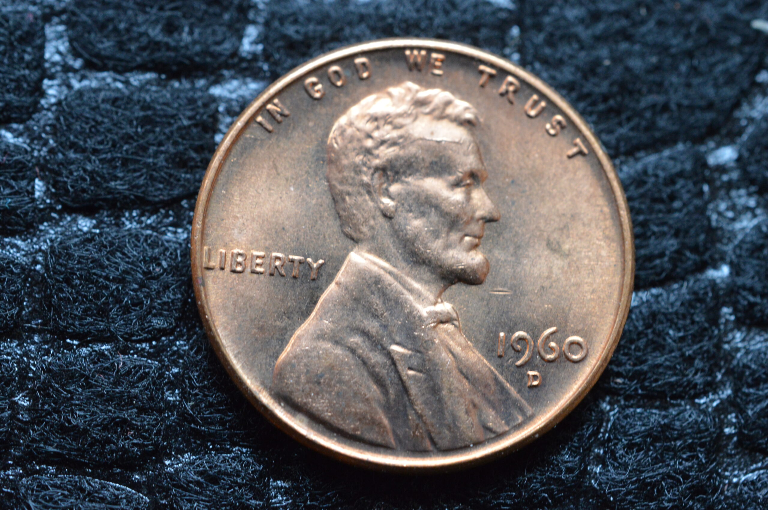 1960D Cracked Skull Penny 01